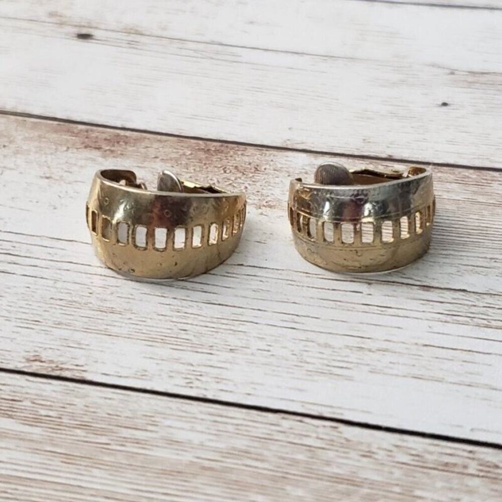 Vintage Clip On Earrings - Chunky Hoops Cut Out Pattern Gold Tone (Tarnished)